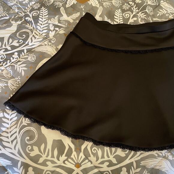 Hot Topic 5X mini skirt cute goth black lace spooky polyester classic Adam’s - Picture 2 of 5